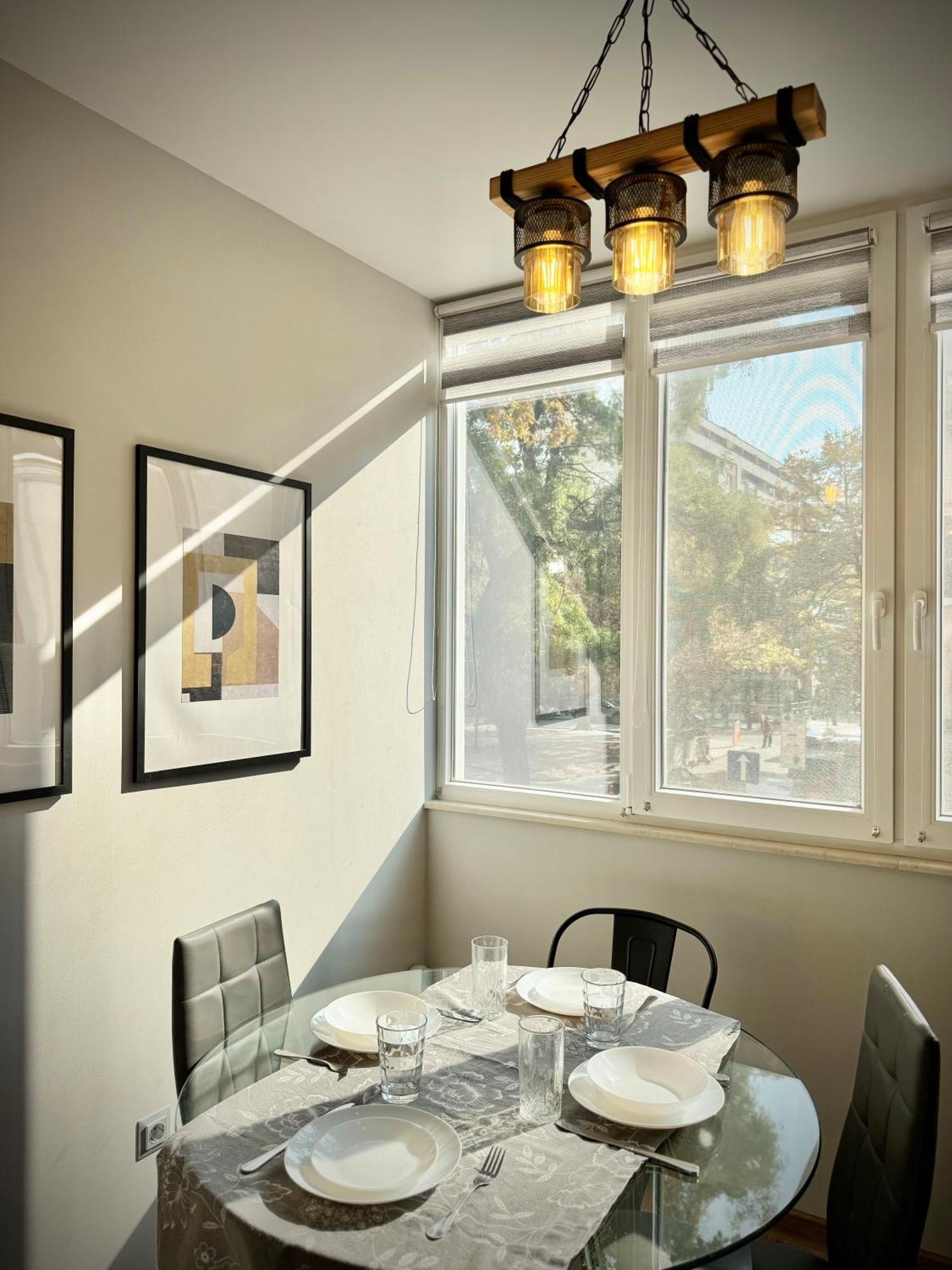 Top Centre 2Bed Apartment For 5 Guests 2 Minutes From High Street Plovdiv Esterno foto