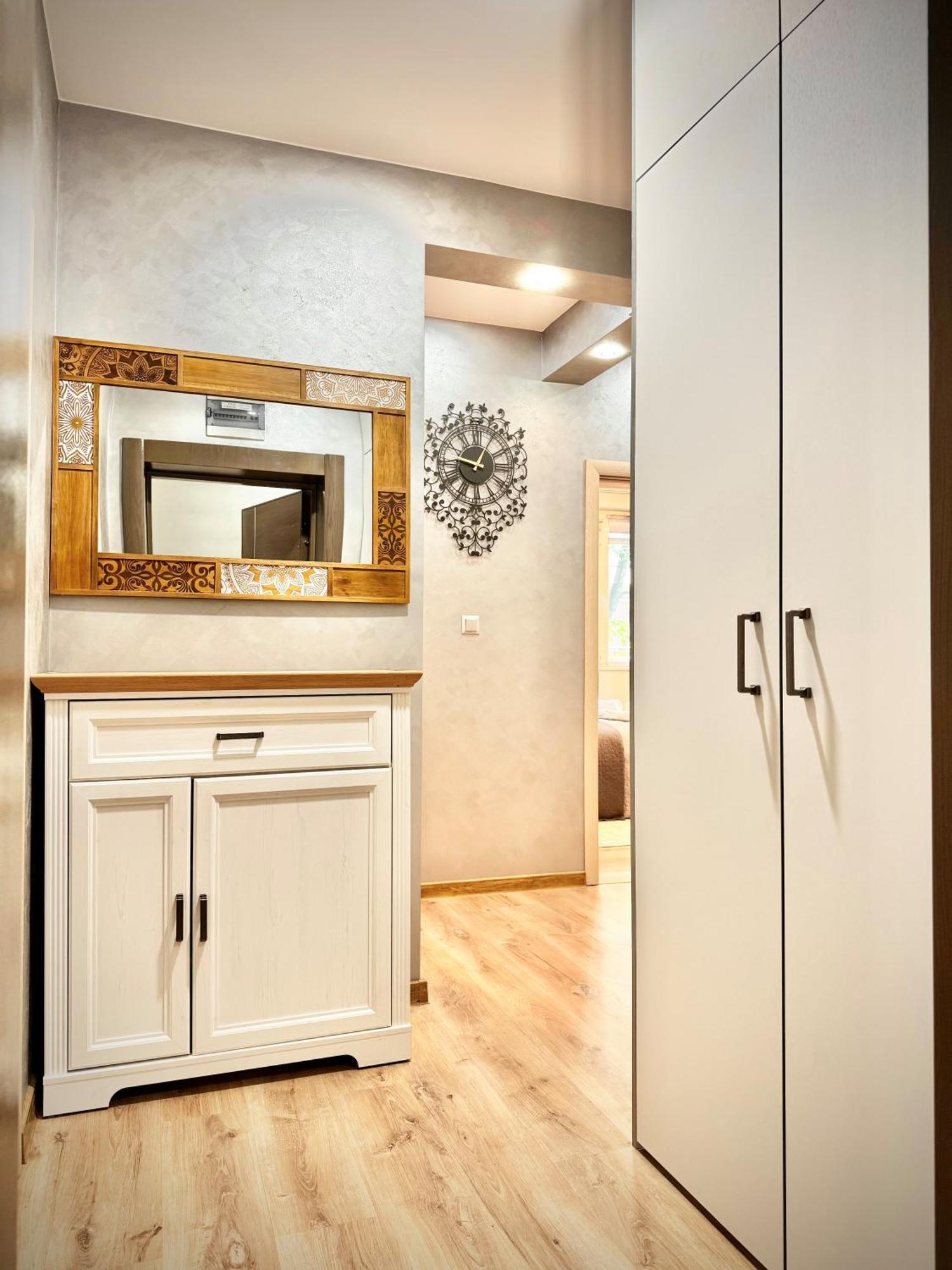 Top Centre 2Bed Apartment For 5 Guests 2 Minutes From High Street Plovdiv Esterno foto