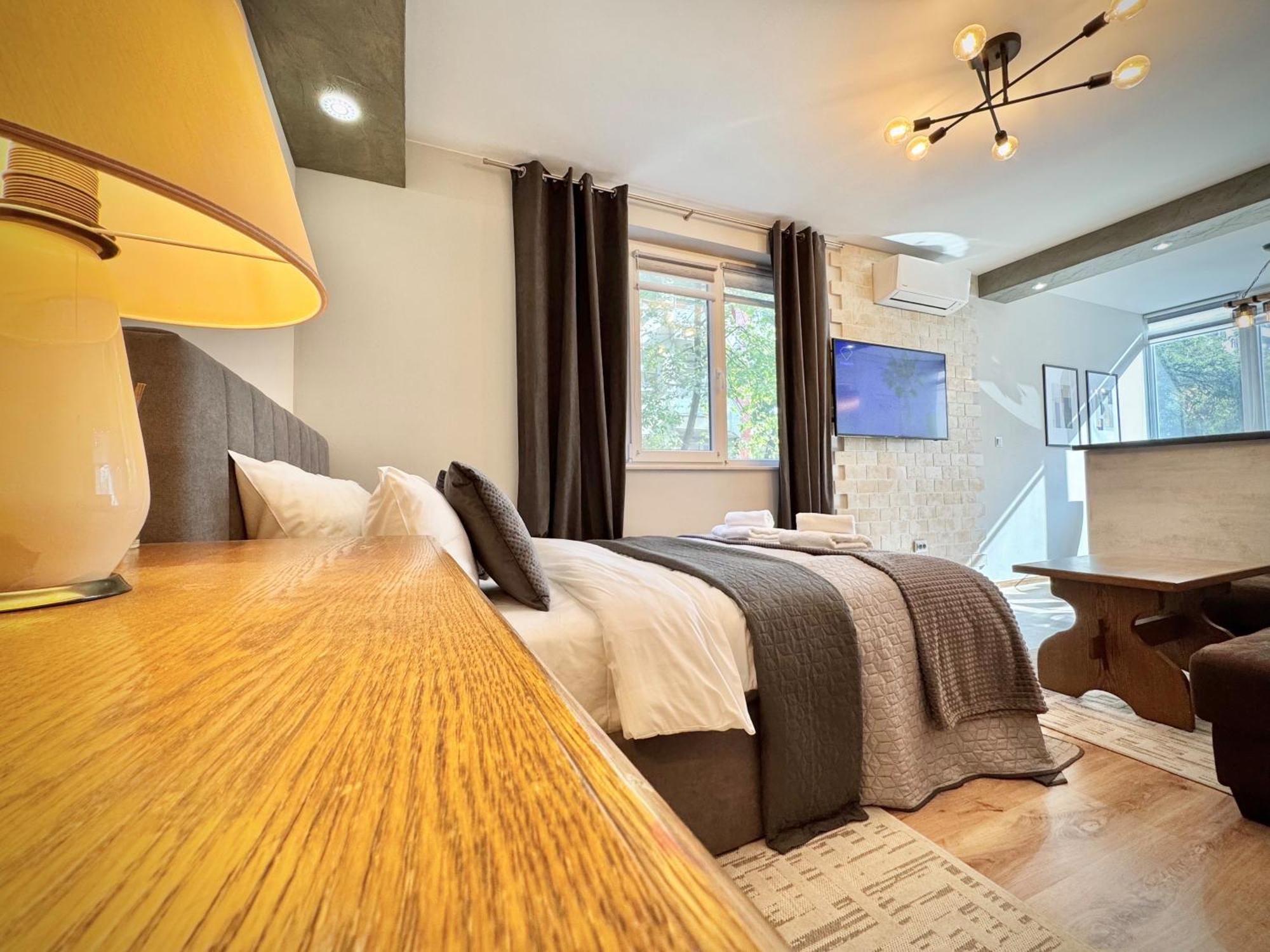 Top Centre 2Bed Apartment For 5 Guests 2 Minutes From High Street Plovdiv Esterno foto