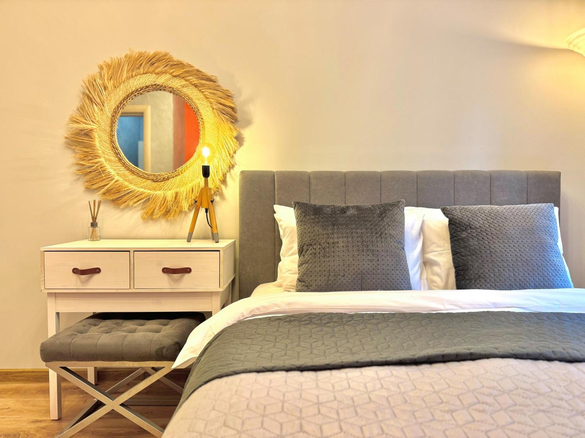 Top Centre 2Bed Apartment For 5 Guests 2 Minutes From High Street Plovdiv Esterno foto