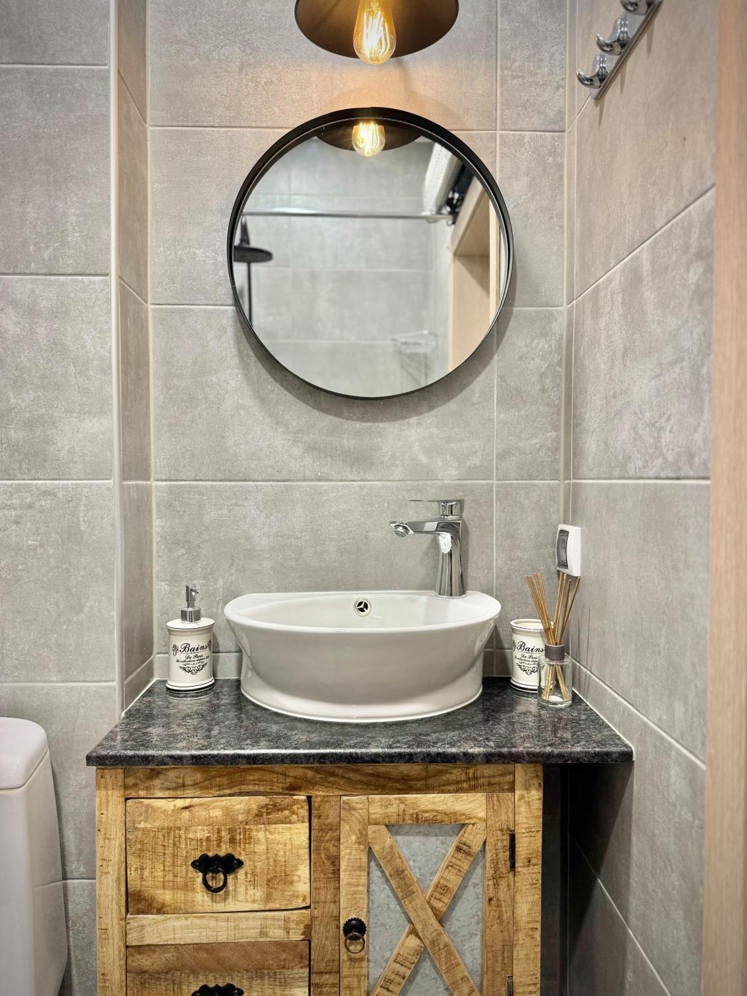 Top Centre 2Bed Apartment For 5 Guests 2 Minutes From High Street Plovdiv Esterno foto